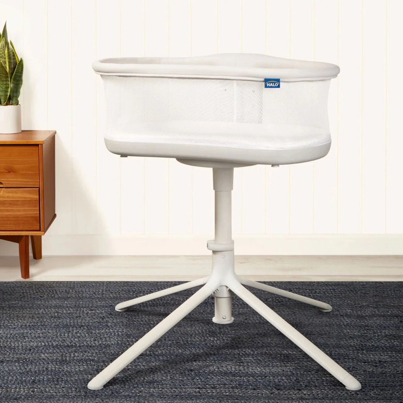 Halo Bassinest Swivel Sleeper 3.0 - Image 5