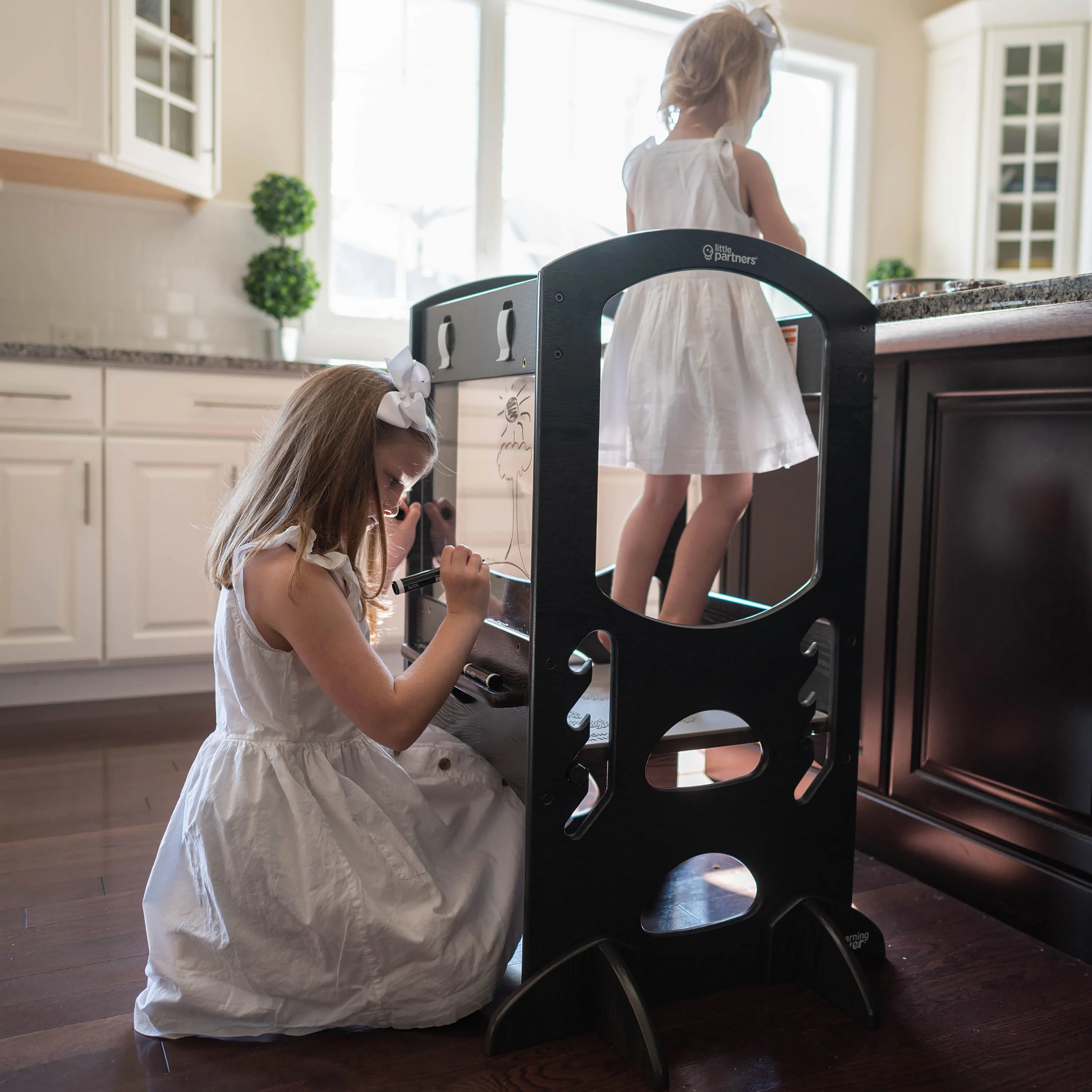 Little Partners Chef Series Learning Tower® Toddler Tower - Image 12