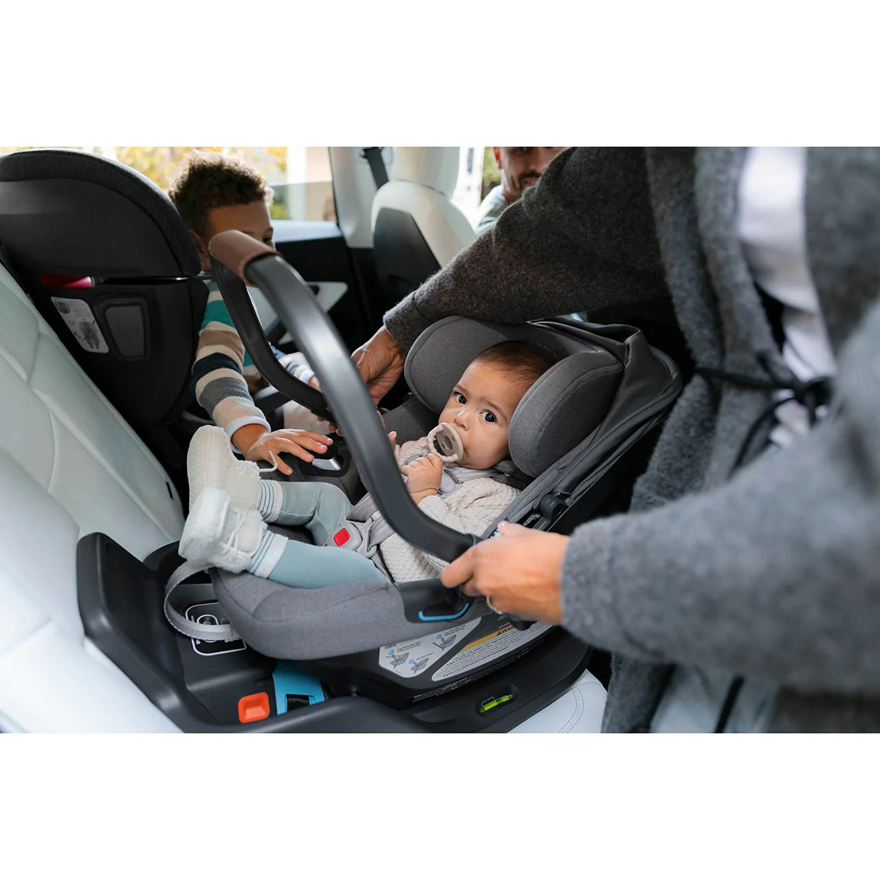 UPPAbaby Aria The Light Fit Infant Car Seat - Image 5
